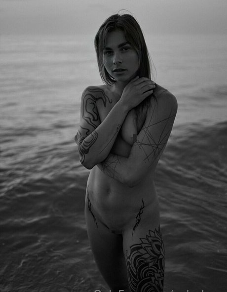 poly luna porno perfekte bilder