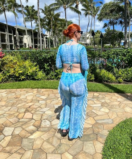 Ash e e hd nackt foto