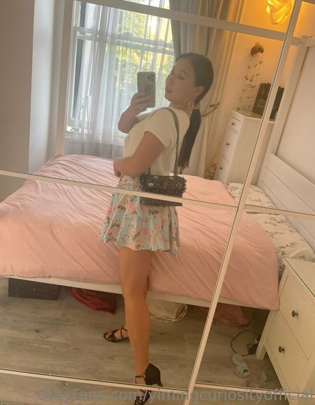 gummi-onlyfans erwachsene hübsche foto