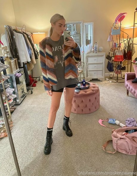 sexy blonde onlyfans akt galerie