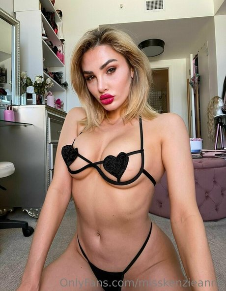 boss-onlyfans perfekte akt fotos