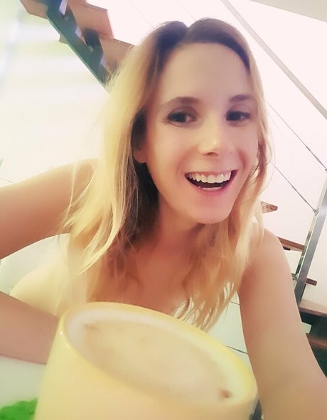 ellyedelweiss schauspielerin sex galerie