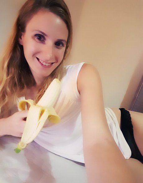 ellyedelweiss model heiße galerie