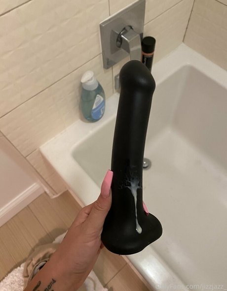 vollbusige brünette onlyfans nackt xxx fotos