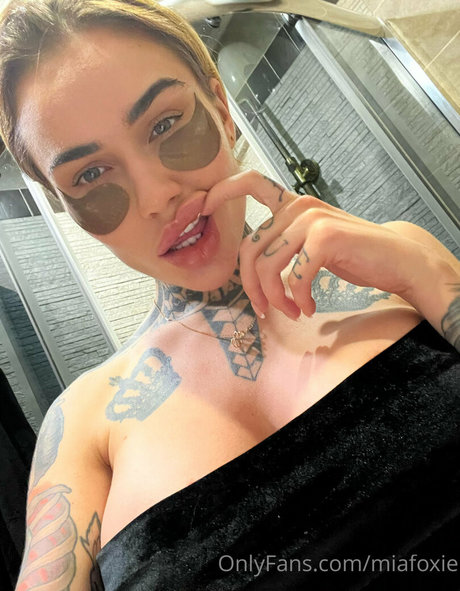 miafoxie erwachsene sexy galerie