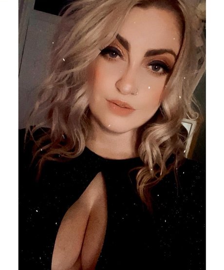 Femmefataleairsoft hübsche xxx galerien