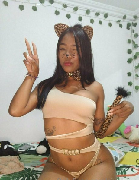 japanische amateur-onlyfans hübsche nackt fotos