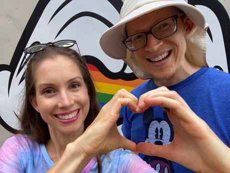 BJ Love erwachsene nackt archiv