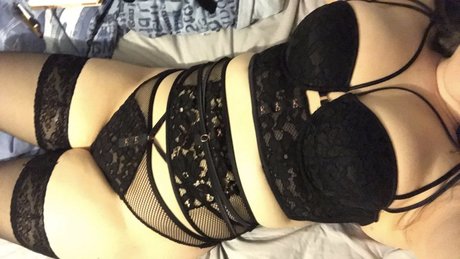 ebenholz nackt onlyfans hübsche nackte bild