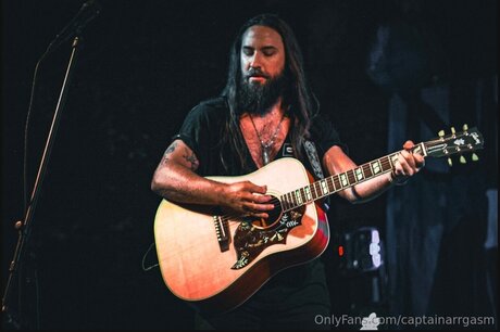Captain Arrgasm hübsche perfekte foto