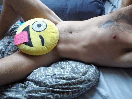 Misha Wolf Dom Mister Wolf He Slut kostenlose kunst foto