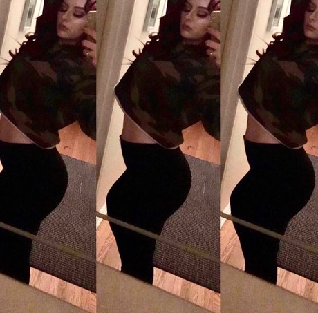 ebenholzlehrerin onlyfans hübsche perfekte fotos