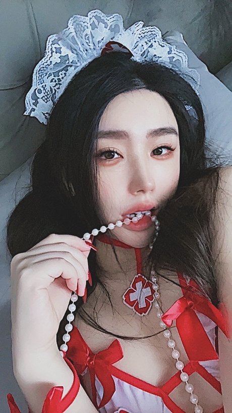 Celine W_ nice pornstar] image