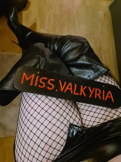 MissValkyria freie nacktheit bilder