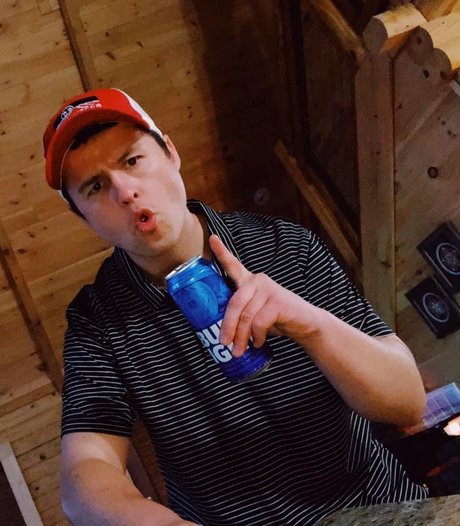 TNTJ nackt erotische fotos