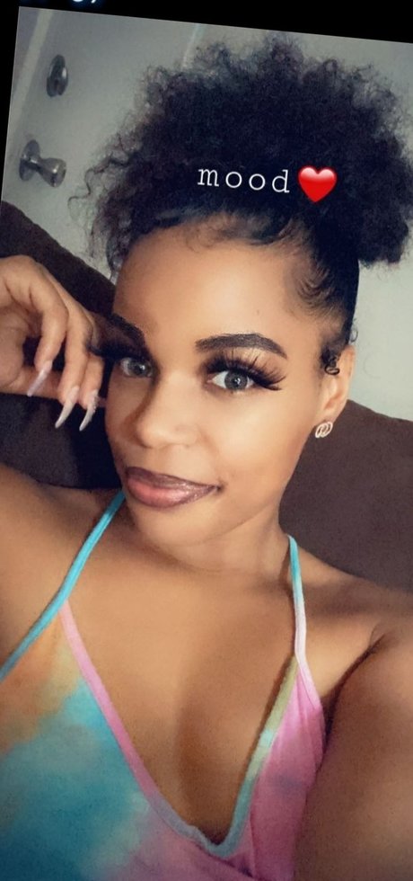 _StarladaMenace_ erotische sexy bilder