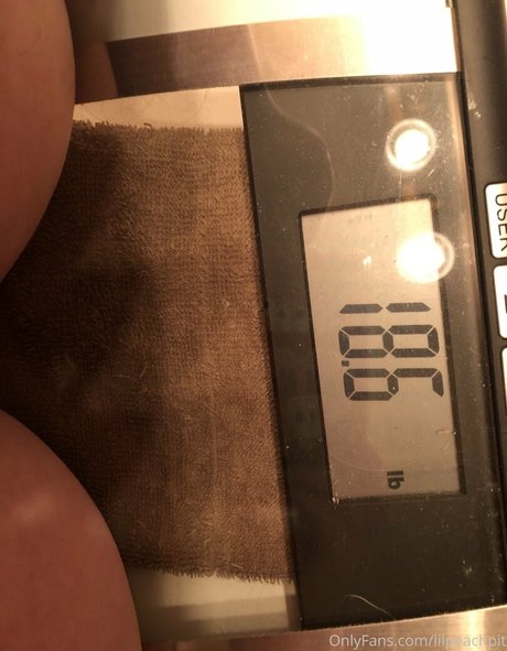 lilpeachpit nackt pornografische galerie