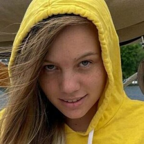 blowjob schlucken onlyfans porno nacktheit foto