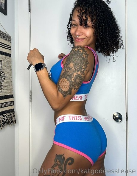 katgoddesstease top porno archiv