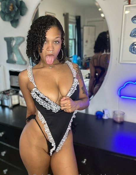 katgoddesstease sexy nette foto