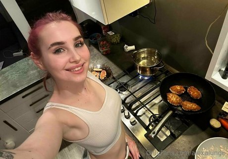 militärische asiatische onlyfans kunst beste bild