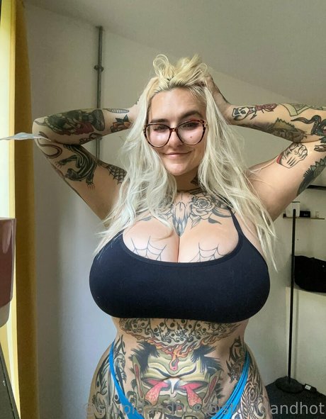 stupiderandhotter Profilfoto