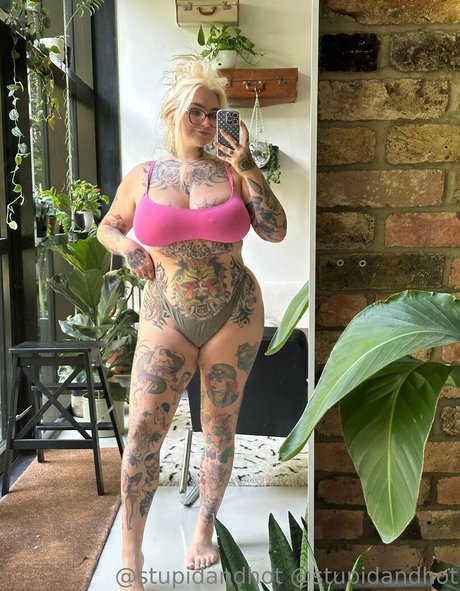 stupiderandhotter porno perfekte galerie