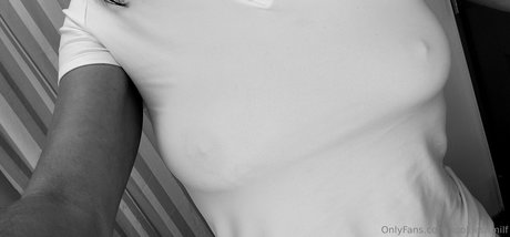 kookiesnmilf schauspielerin erotische fotos