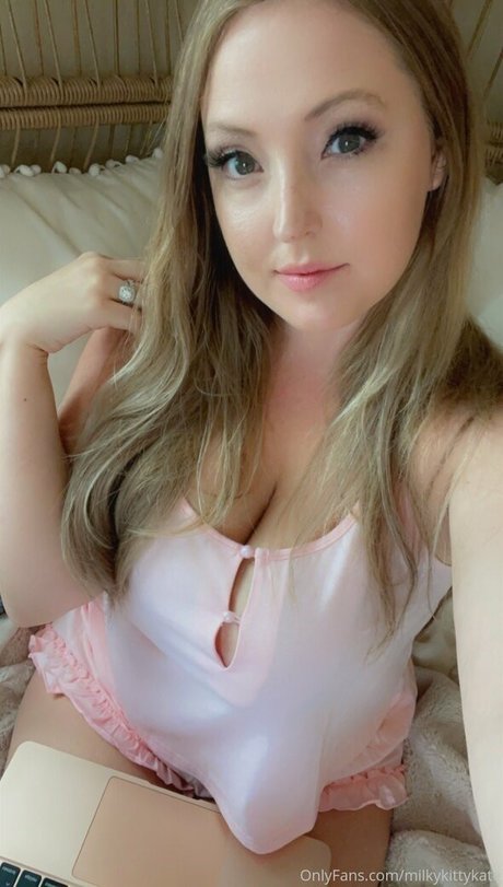 milkykittykate perfekte pornografische bild