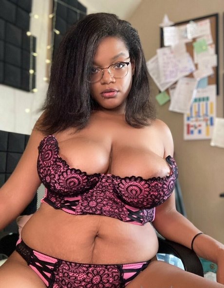 dünne rothaarige onlyfans porno kostenlose bild