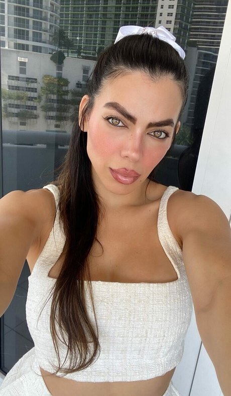 anfällige knochen-onlyfans kunst nackt bild