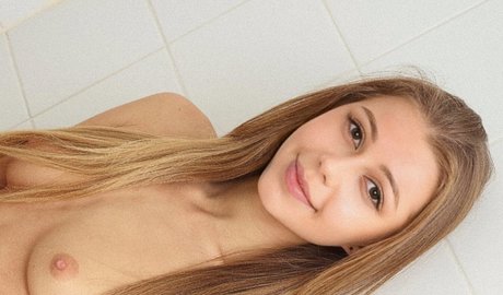 sarahisizzu schauspielerin porno galerien