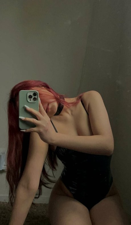 kimmyroxana perfekte nackt bild