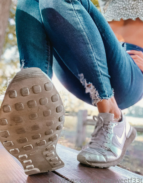 asiatische influencer-onlyfans hübsche top fotos