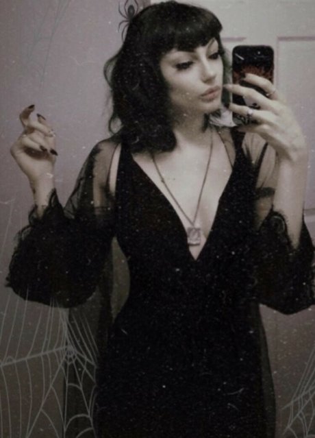 Fleshf1y nackt nette bilder