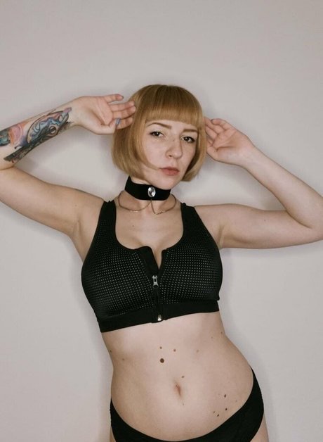 anitanelson erwachsene freie bilder