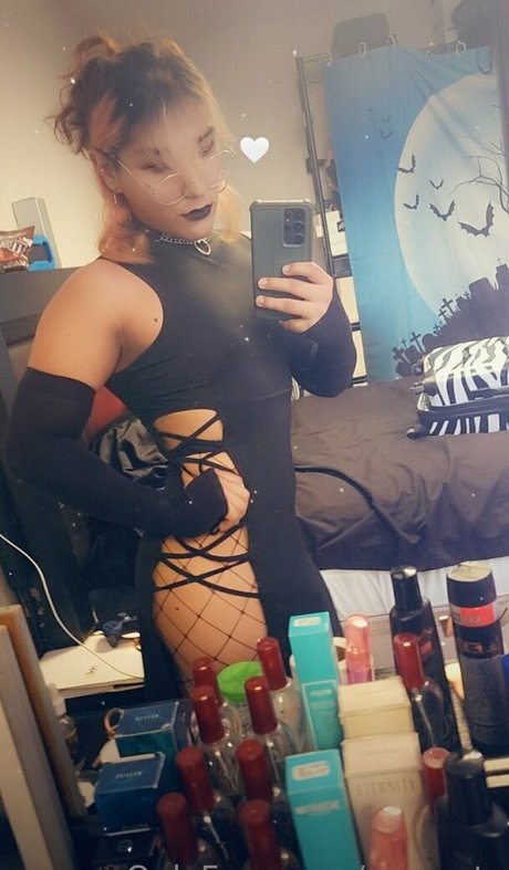 haarige latina-onlyfans freie erwachsene bild