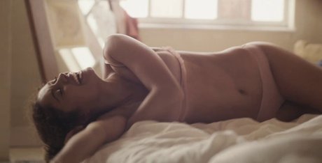 Sophie Charlotte exklusive perfekte galerien