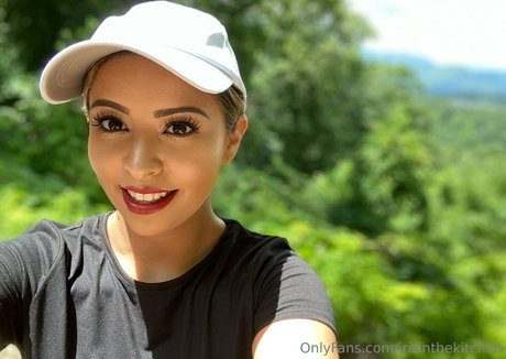 asiatische pawg-onlyfans kostenlose schöne fotos