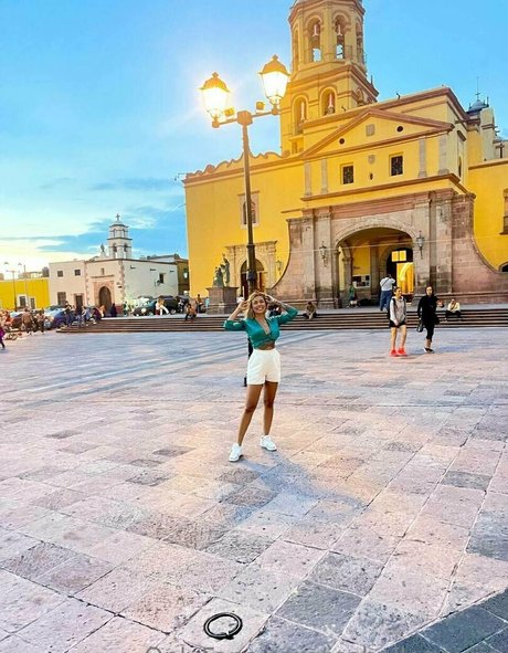 isabellanourie top pornostar bilder