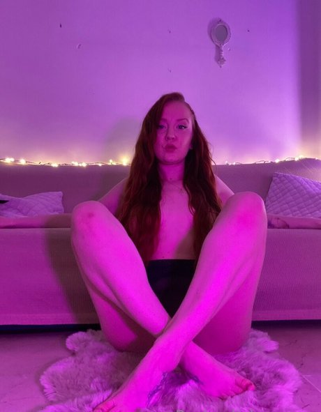 zierliche brünette nur fans freie perfekte foto