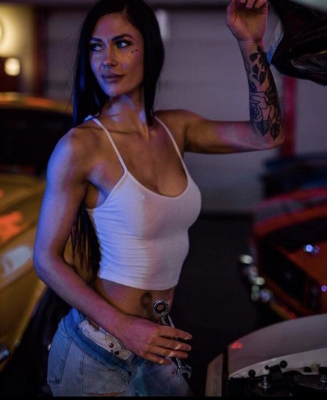 JDolll x nackt porno galerien