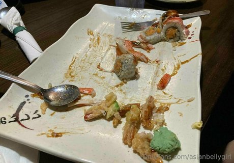 dünne schwarze teenager-onlyfans freie nacktheit fotos