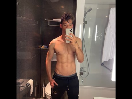 Dominic top erotische foto