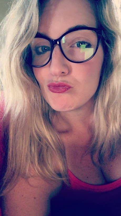 CurvyCaliGirlGoneSouth kunst hd archiv