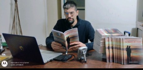 Adrian Monges hübsche exklusive bilder