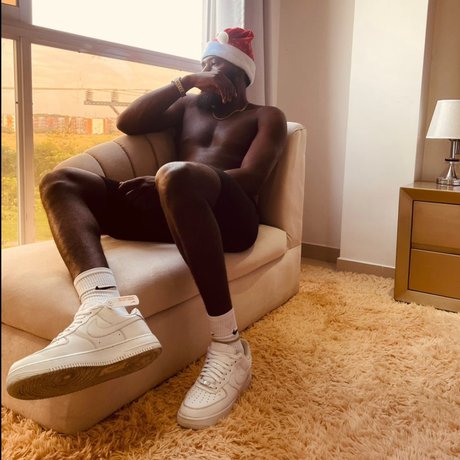 Naxel Big schauspielerin nackt foto