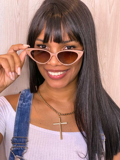 Cintia Ribeiro kunst top foto