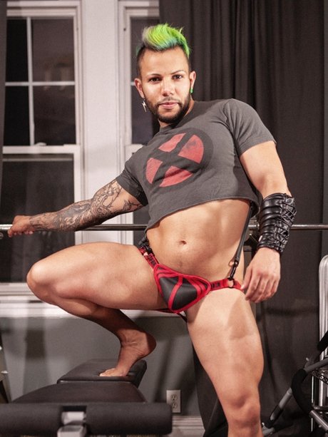 NeonLogan erotische xxx foto