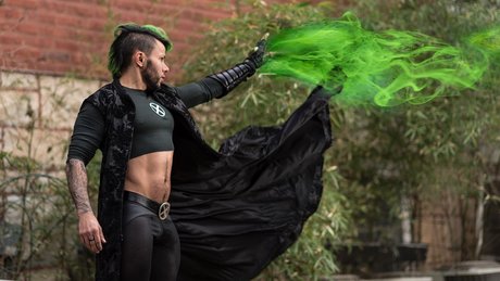 NeonLogan freie erotische galerien